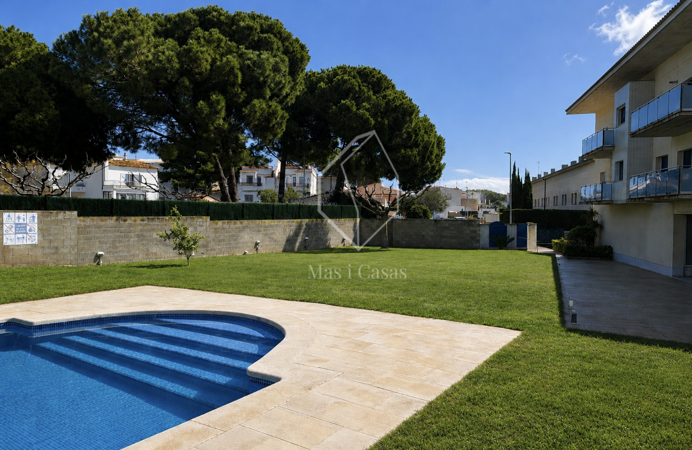 Duplex Ponent , L’Escala