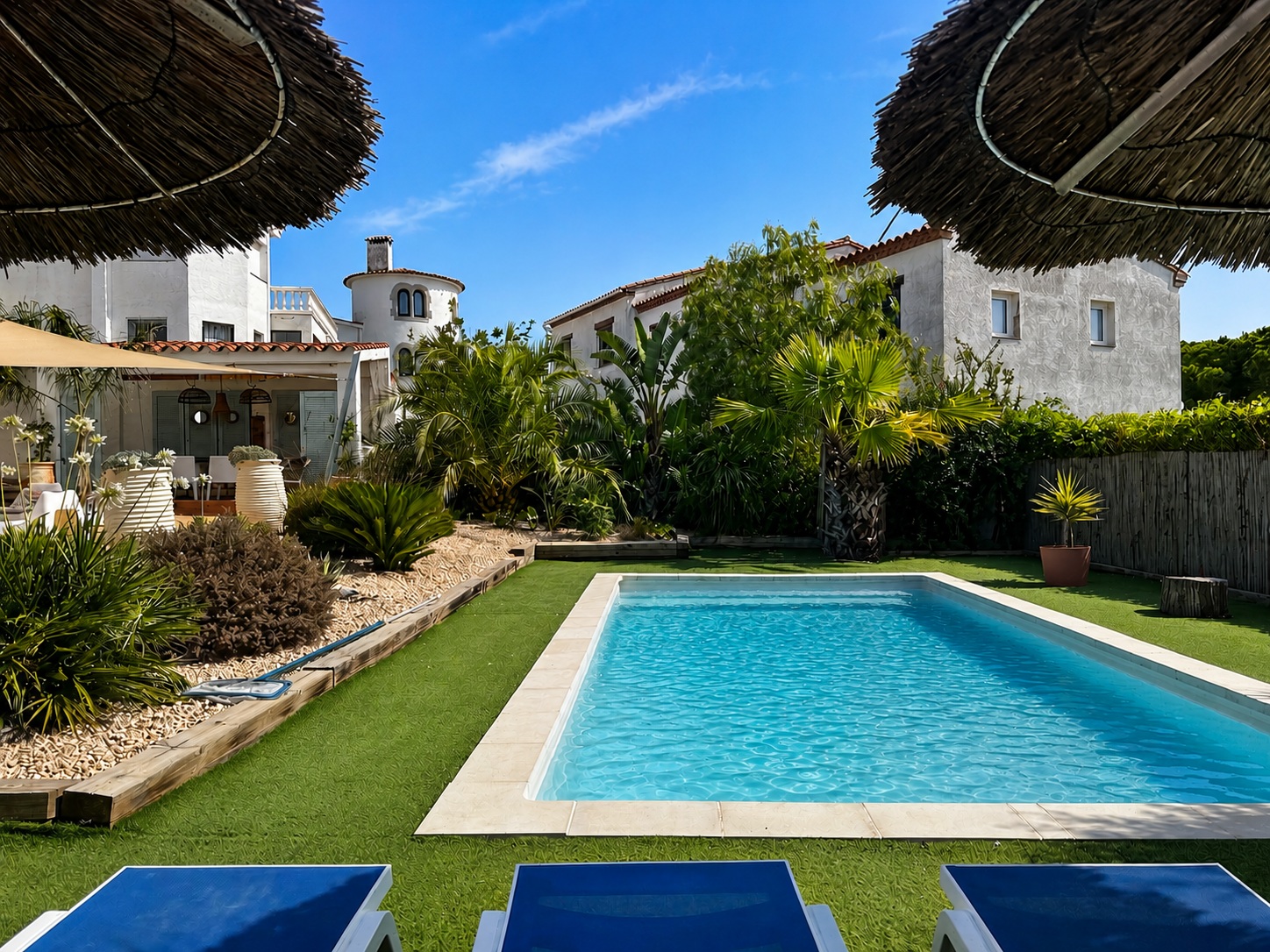 Casa Paradis, L’Escala
