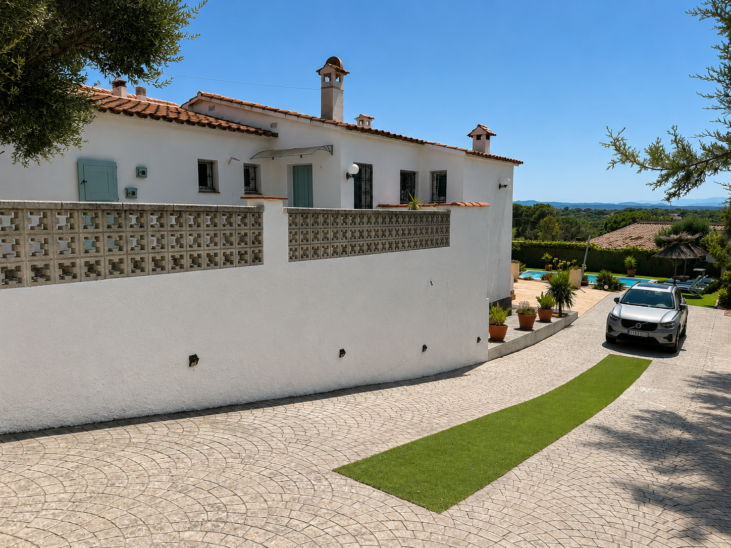 Casa Paradis, L’Escala