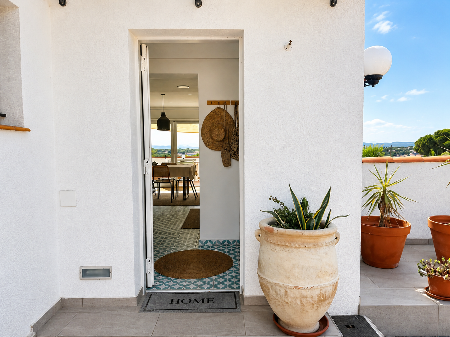 Casa Paradis, L’Escala