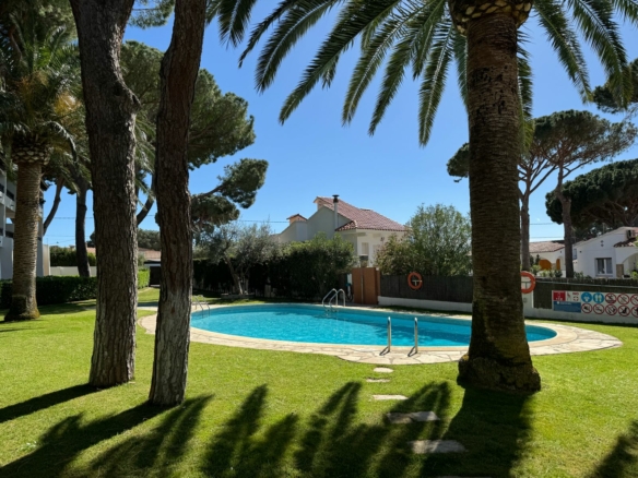 Duplex Pueblo Pinos III