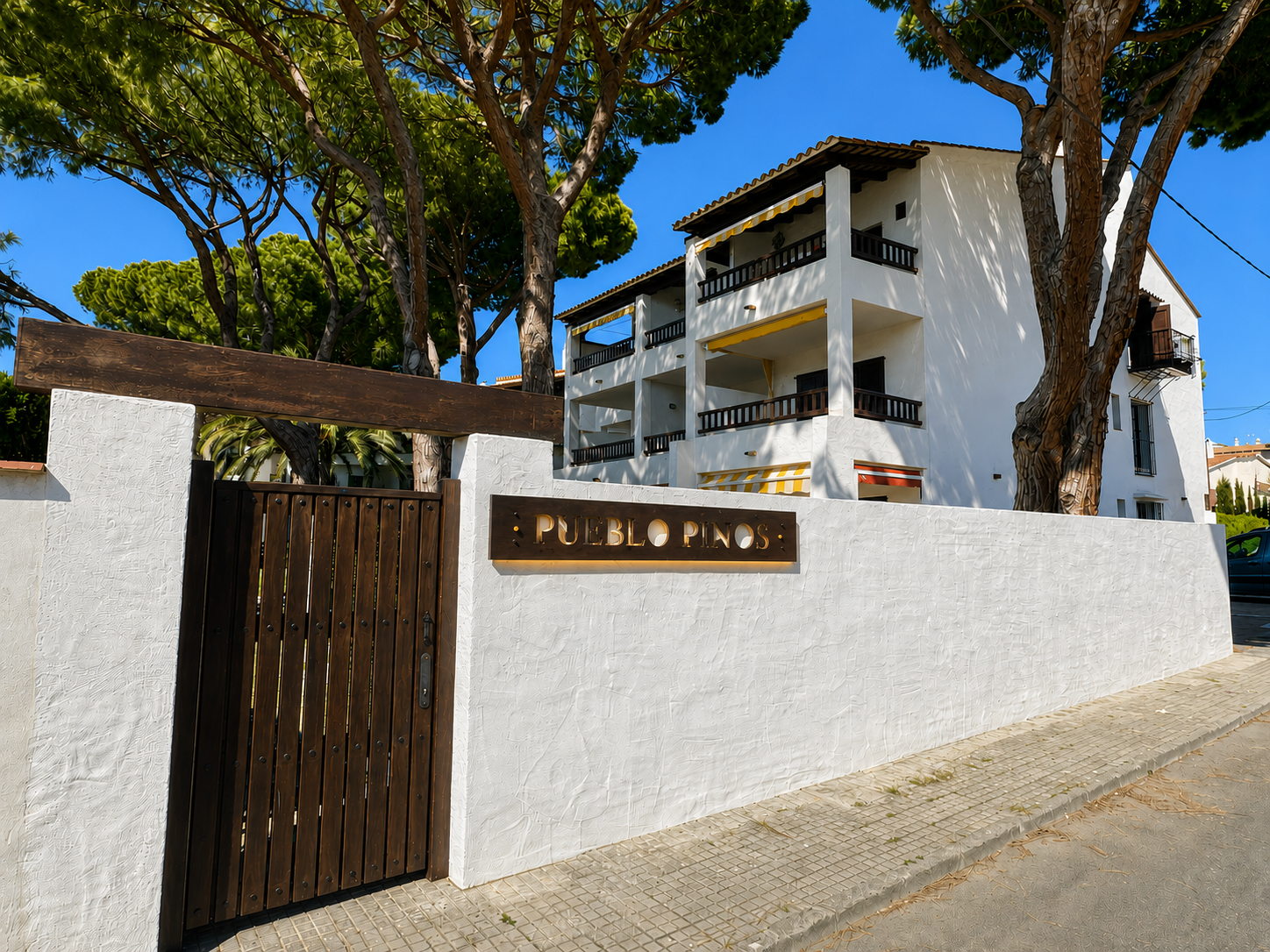 Duplex Pueblo Pinos III